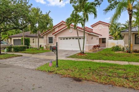 17610 SW 4th Ct, Pembroke Pines, Florida 33029, USA