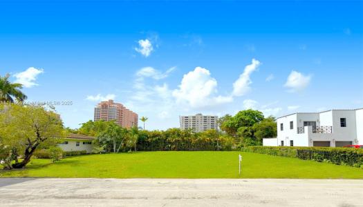 116 Morningside Dr., Coral Gables, Florida 33133, USA