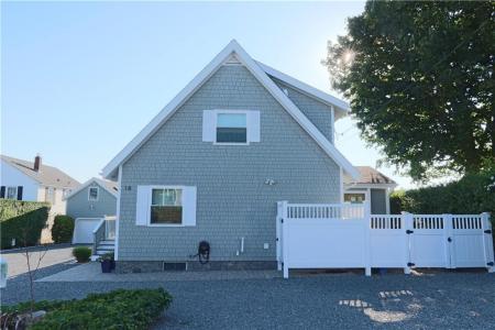 18 Warren Avenue, Middletown, Rhode Island 02842, États-Unis