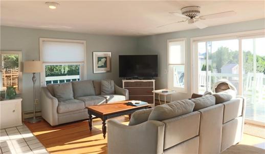 18 Warren Avenue, Middletown, Rhode Island 02842, États-Unis