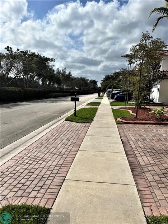 17989 SW 54th St, Sunset Falls, Miramar, Florida 33029, USA