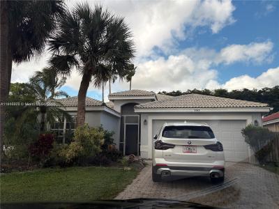 9343 Tango Ter, Boca Raton, Florida 33496, USA