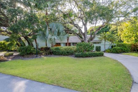 1160 Driftwood Drive, Vero Beach, Florida 32963
