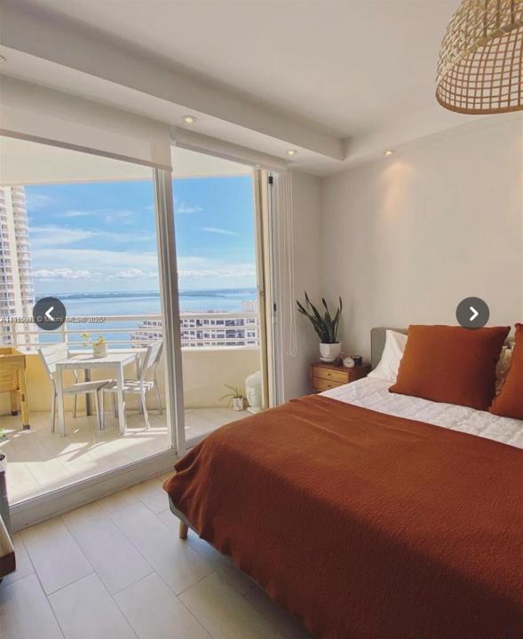 888 Brickell Key Dr 2209, Miami, Florida 33131