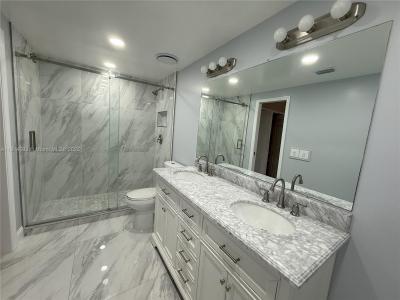 5416 Eagle Lake Dr 4, Palm Beach Gardens, Florida 33418, USA