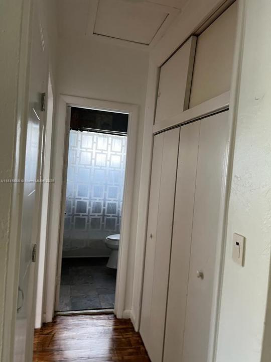 17051 NE 23rd Ave 2E, North Miami Beach, Floride 33160, États-Unis