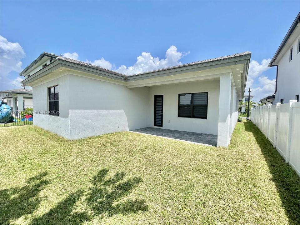 17324 SW 41st St 17324, Miramar, 佛罗里达州 33029, 美国