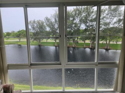 4144 Cambridge G 4144, Deerfield Beach, Florida 33442, USA