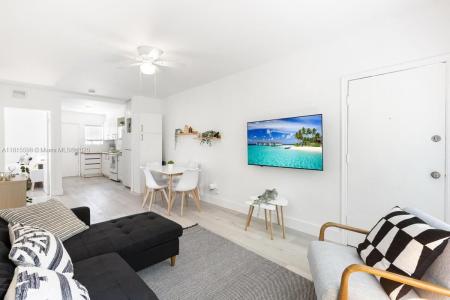 301 NE 17th Ave 4, Fort Lauderdale, Florida 33301, USA