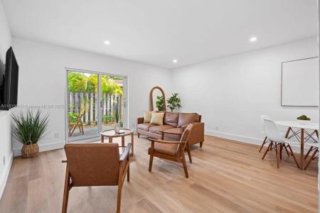 817 Tequesta St 3, Fort Lauderdale, Florida 33312, USA