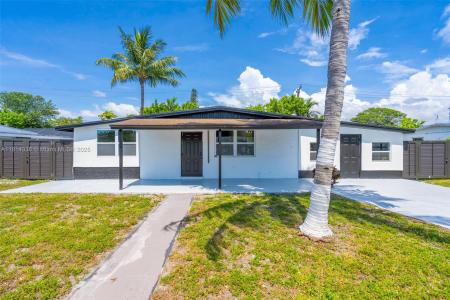 19330 NE 2nd Ave, Miami, Florida 33179, USA
