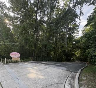 1810 NW 23rd Blvd 103, Gainesville, フロリダ 32605, アメリカ合衆国