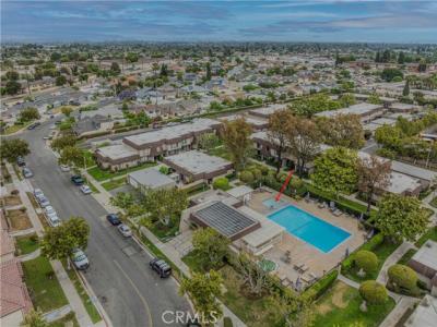 Westcliff Drive, Stanton, California 90680, Stati Uniti