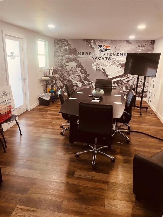 881 NW 13th Ave 39-40, Miami, פלורידה 33135, ארצות הברית של אמריקה 