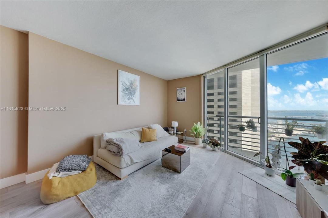 335 S Biscayne Blvd 3110, Miami, Florida 33131, Stati Uniti
