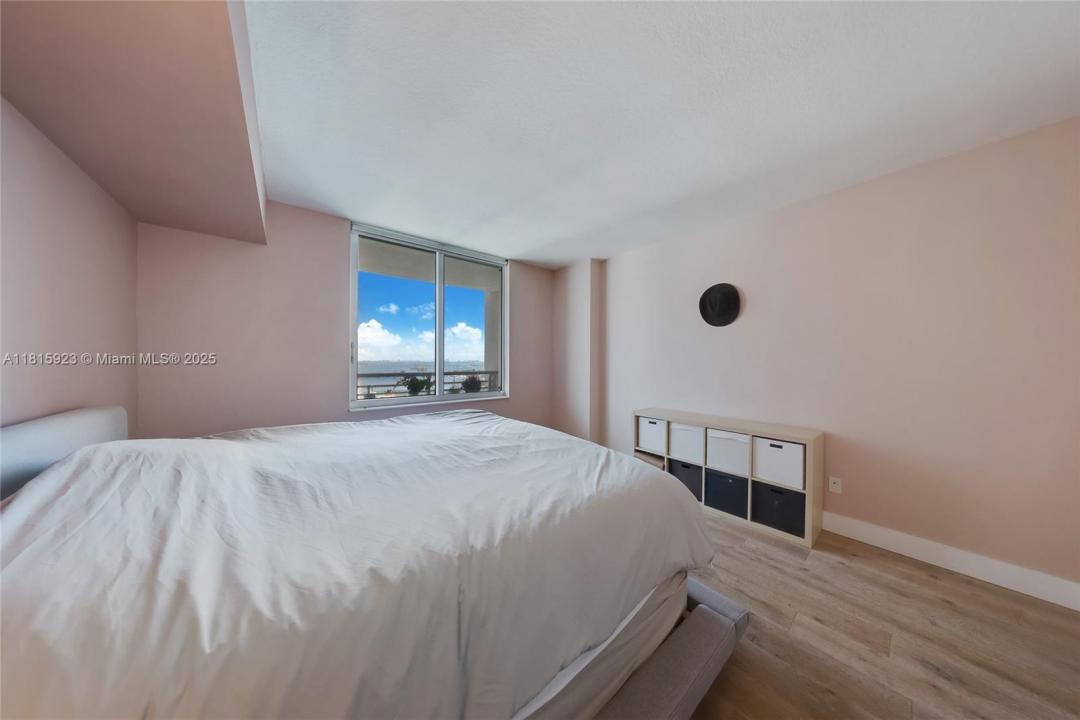 335 S Biscayne Blvd 3110, Miami, Florida 33131, Stati Uniti