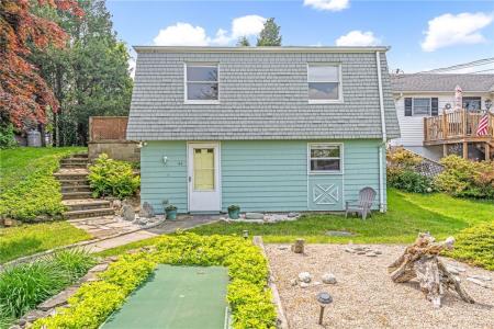 44 Summit Road, Portsmouth, RI 02871, USA