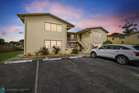 461 Sunshine Dr, Coconut Creek, Florida 33066