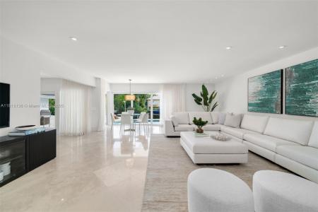 7155 Los Pinos Blvd, Coral Gables, Florida 33143