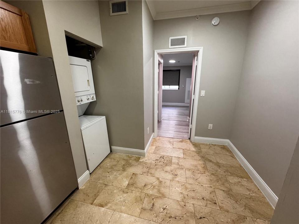 1750 NW 107th Ave M410, Sweetwater, Florida 33172