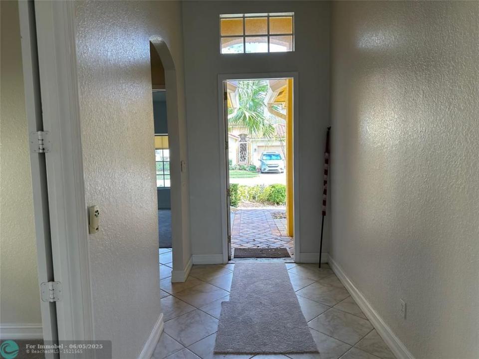 6204 Thames Place, Woodfield, Vero Beach, Florida 32966