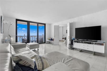 1111 Crandon Blvd B506, Key Biscayne, Florida 33149, USA