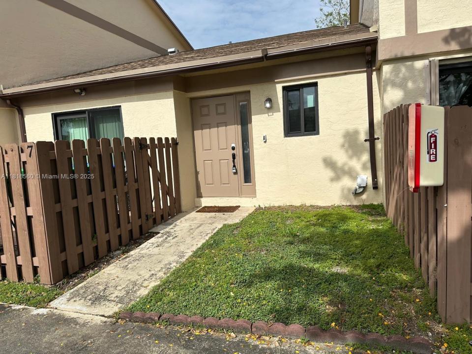 2950 NW 106th Ave 7, Sunrise, Florida 33322