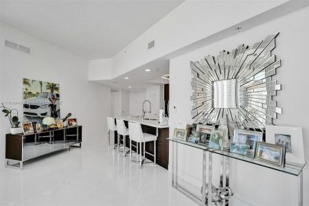 150 Sunny Isles Blvd 1-1803, Sunny Isles Beach, Florida 33160, USA