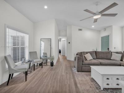 18424 NW 21st St, Pembroke Pines, Florida 33029, USA