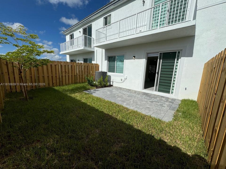 724 SE 13th St Cir ., Homestead, 佛羅里達州 33034, 美國