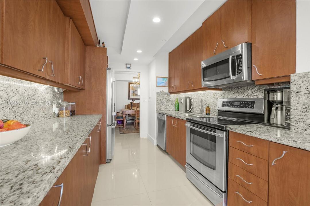 1000 Quayside Ter 1107, Miami, 佛羅里達州 33138, 美國