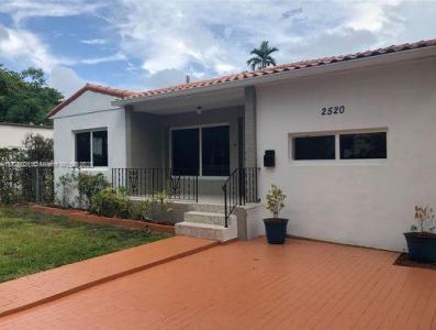 2520 SW 22nd Ter na, Miami, Florida 33145, USA