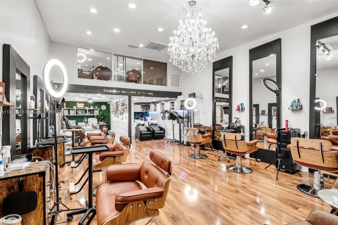 1913 Ponce De Leon Blvd, Coral Gables, Floride 33134, États-Unis