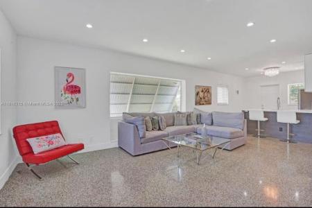 1005 NE 16th Pl 1, Fort Lauderdale, Florida 33305, USA