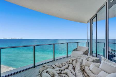 15701 Collins Ave 1901, Sunny Isles Beach, Florida 33160, USA