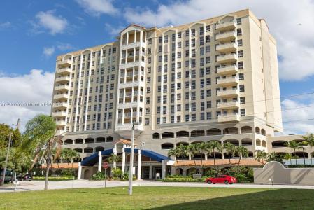 2351 Douglas Rd 1204, Miami, Florida 33145, USA