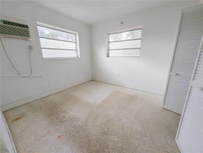 2000 NW 29th St 6, Miami, Florida 33142, USA