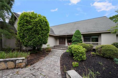 633 Chestnut Hill Road, Glocester, RI 02814, USA