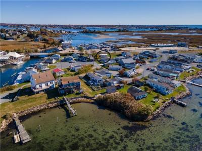 667 Succotash Road, South Kingstown, Rhode Island 02879