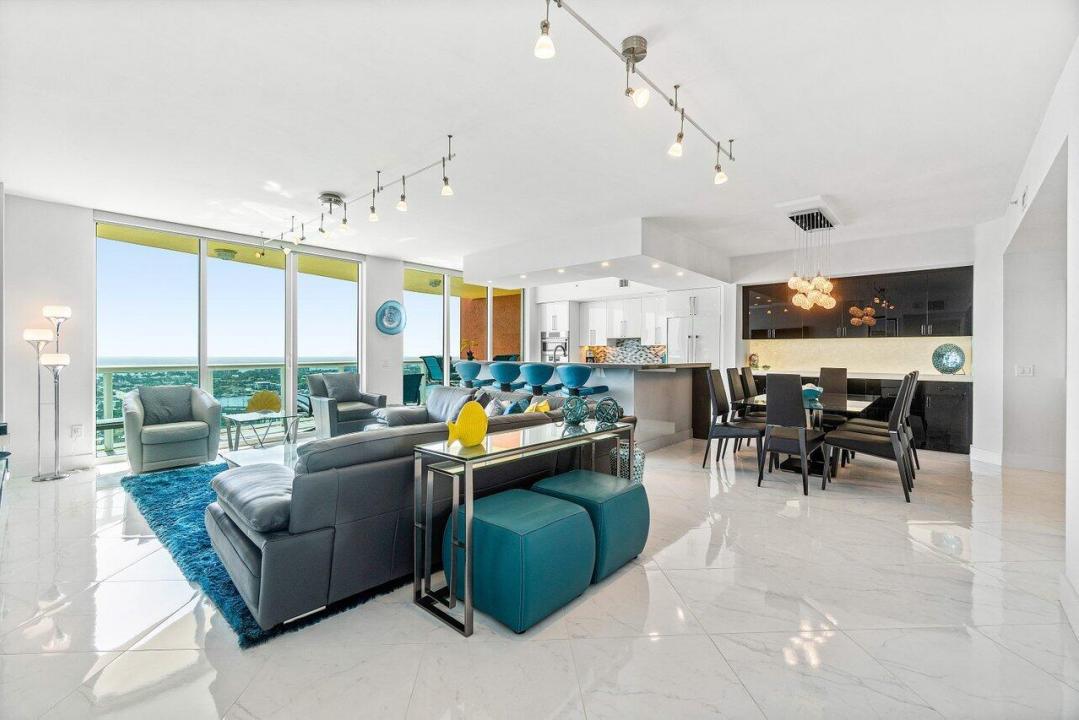 2640 Lake Shore Drive 2307, Marina Grande, Riviera Beach, Flórida 33404, Estados Unidos