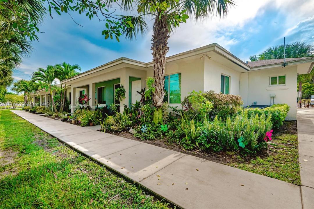 20690 NW 27 Avenue, Miami Gardens, 佛羅里達州 33056, 美國