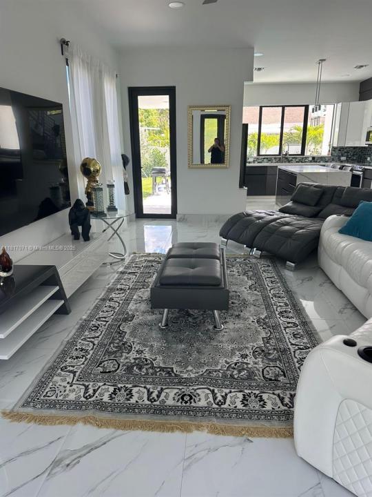 2342 Mckinley St 1, Hollywood, Florida 33020, HOA KỲ