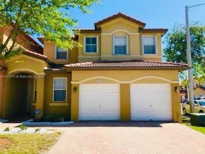 11388 NW 84th Ter 11388, Doral, Florida 33178, USA