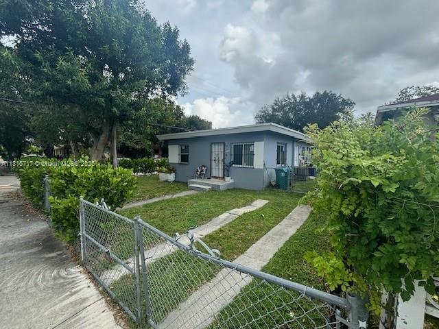 248 NW 69th St, Miami, Florida 33150, Stati Uniti