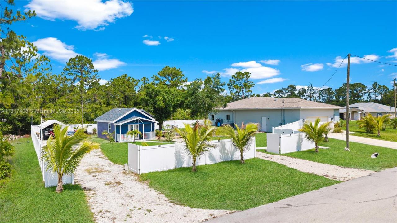 304 BRADLEY, Other City - In The State Of Florida, Florida 33974, Estados Unidos