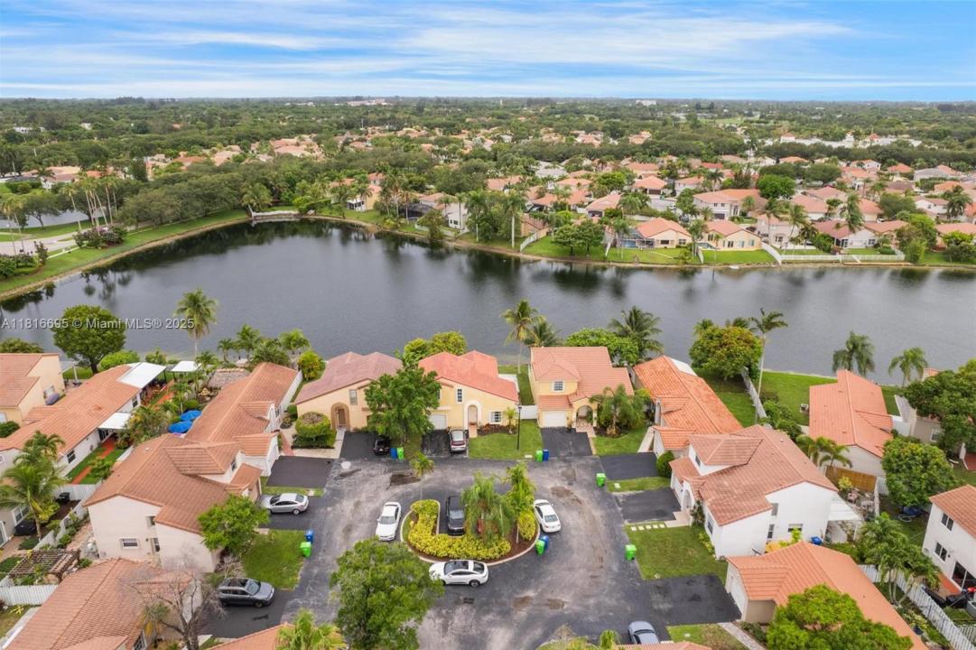 12640 NW 12th Ct, Sunrise, Florida 33323, Estados Unidos