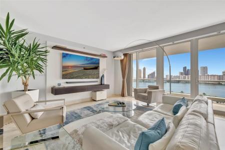 7000 Island Blvd 1701, Aventura, Florida 33160, USA