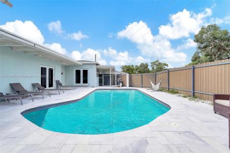 1013 S 24th Ave, Hollywood, Florida 33020, USA