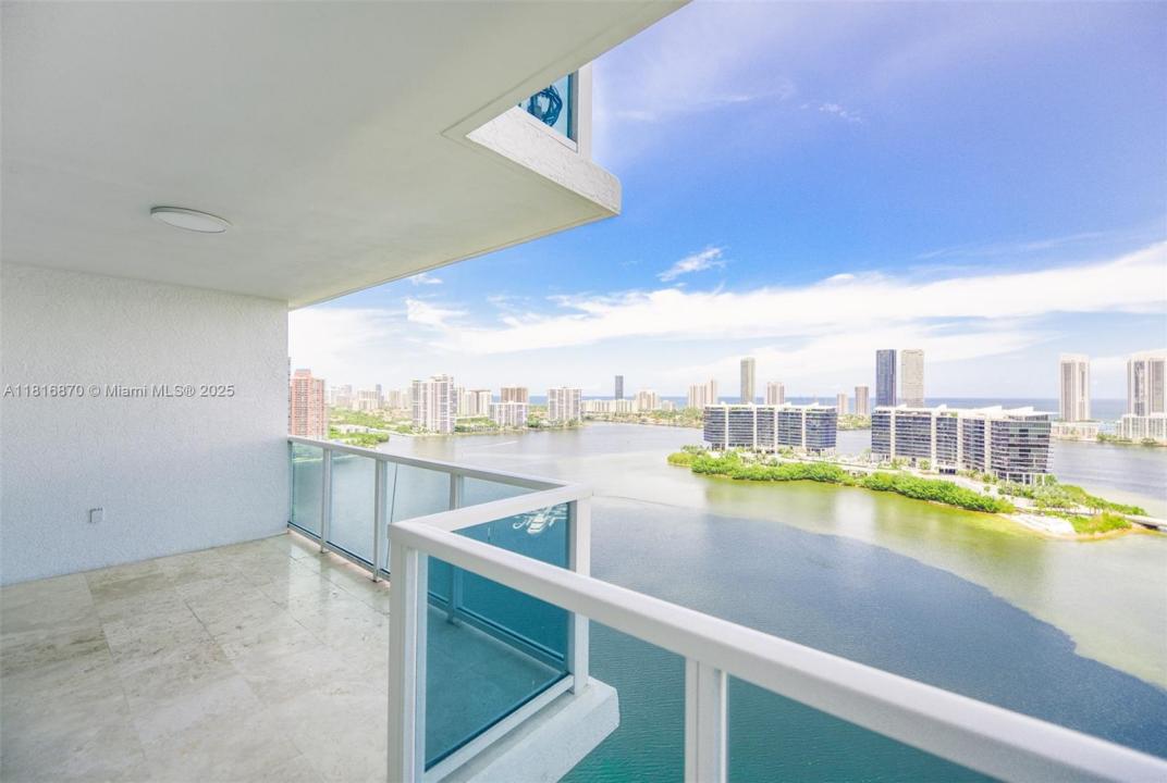3201 NE 183rd St 2502, Aventura, Флорида 33160, Соединенные Штаты