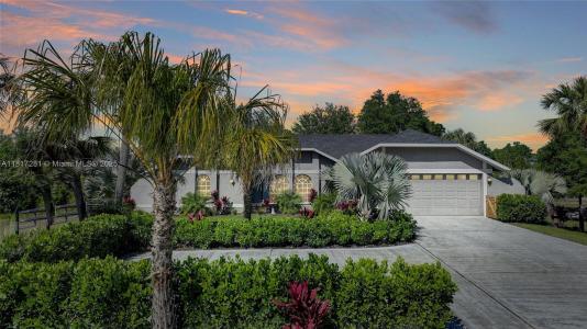 421 Dayton, Lehigh Acres, Florida 33972, USA